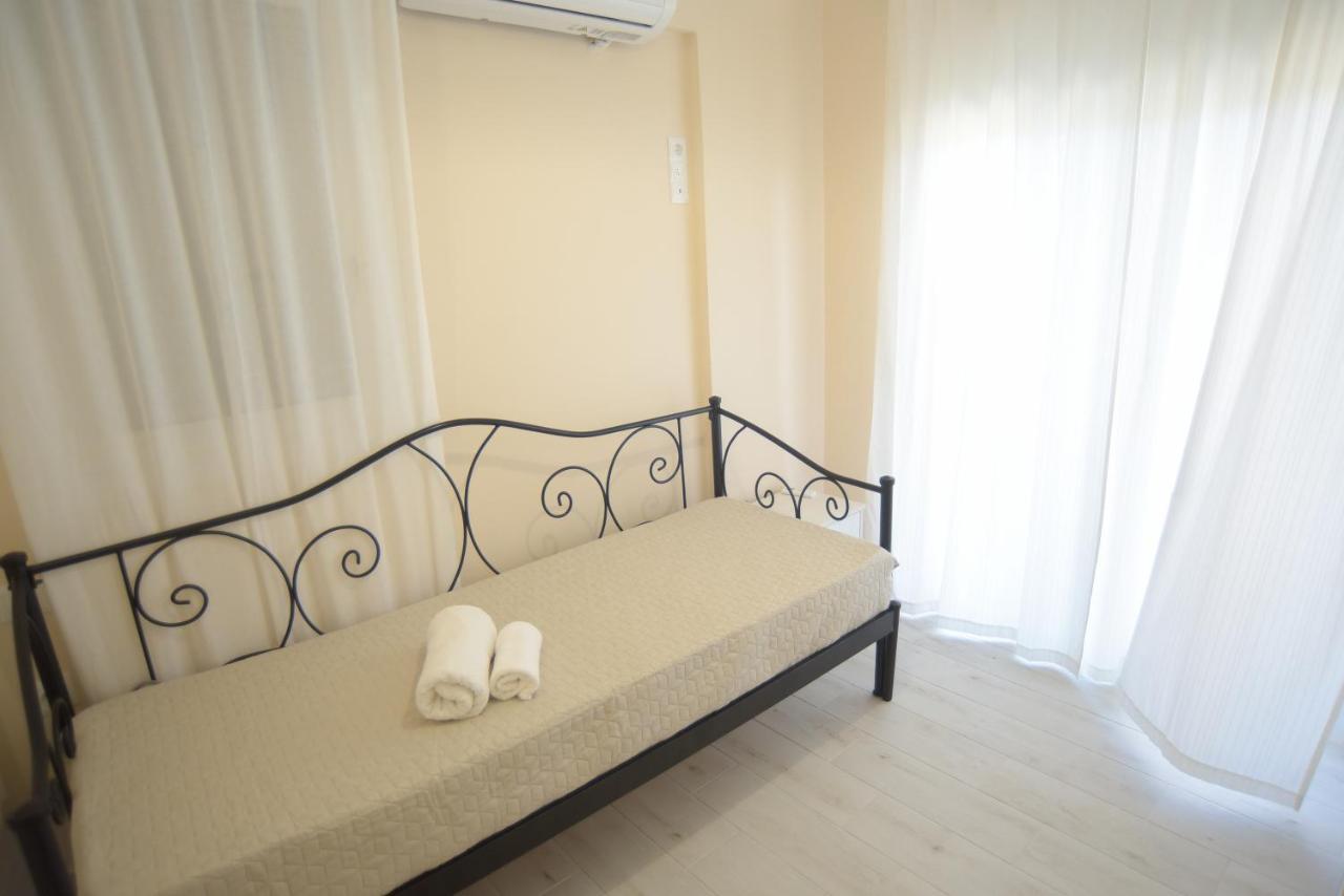 Mistral Apartment Kariotai